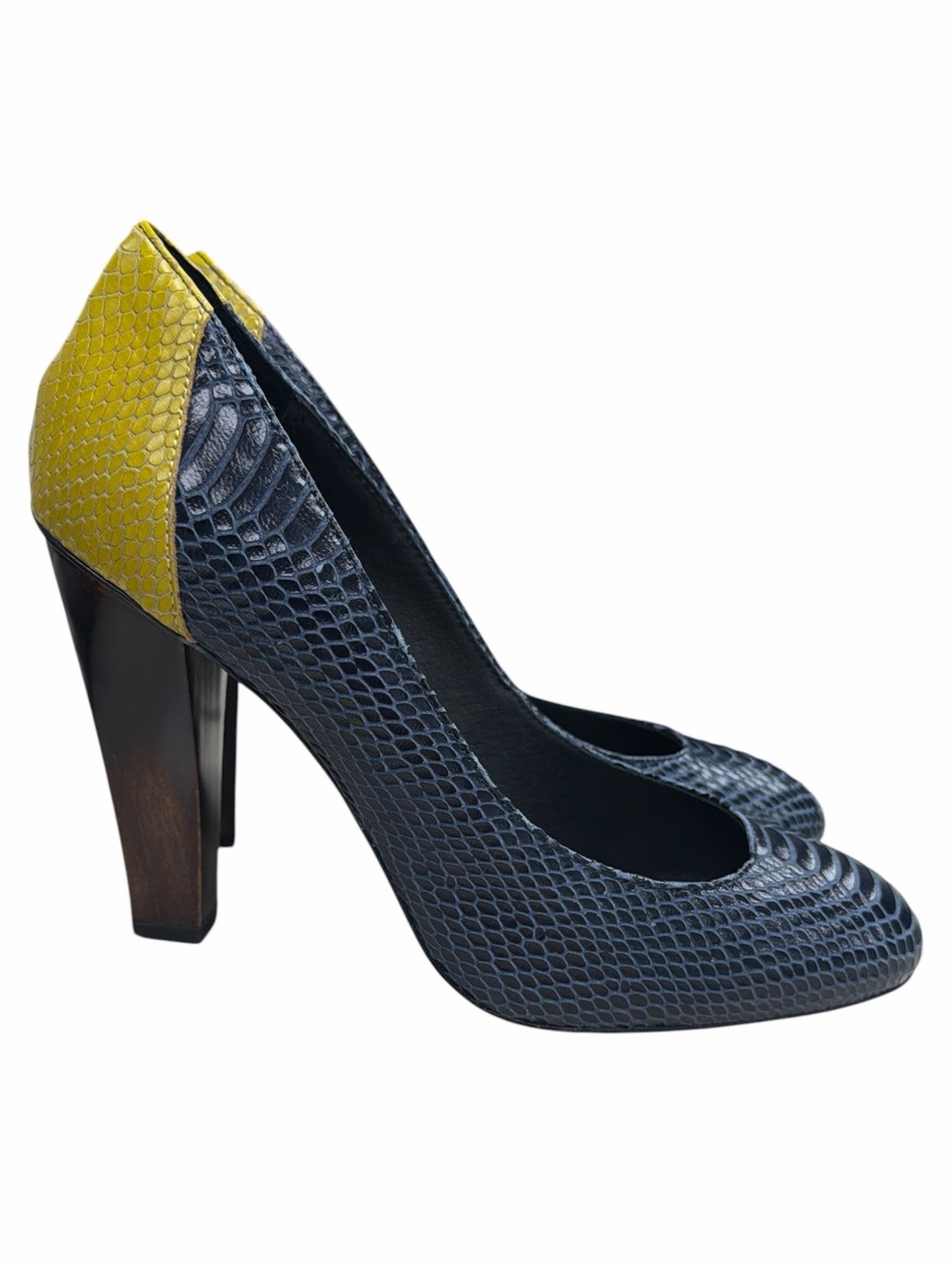 7 For All Mankind Veta Round Toe Snakeskin Navy and Yellow Pumps